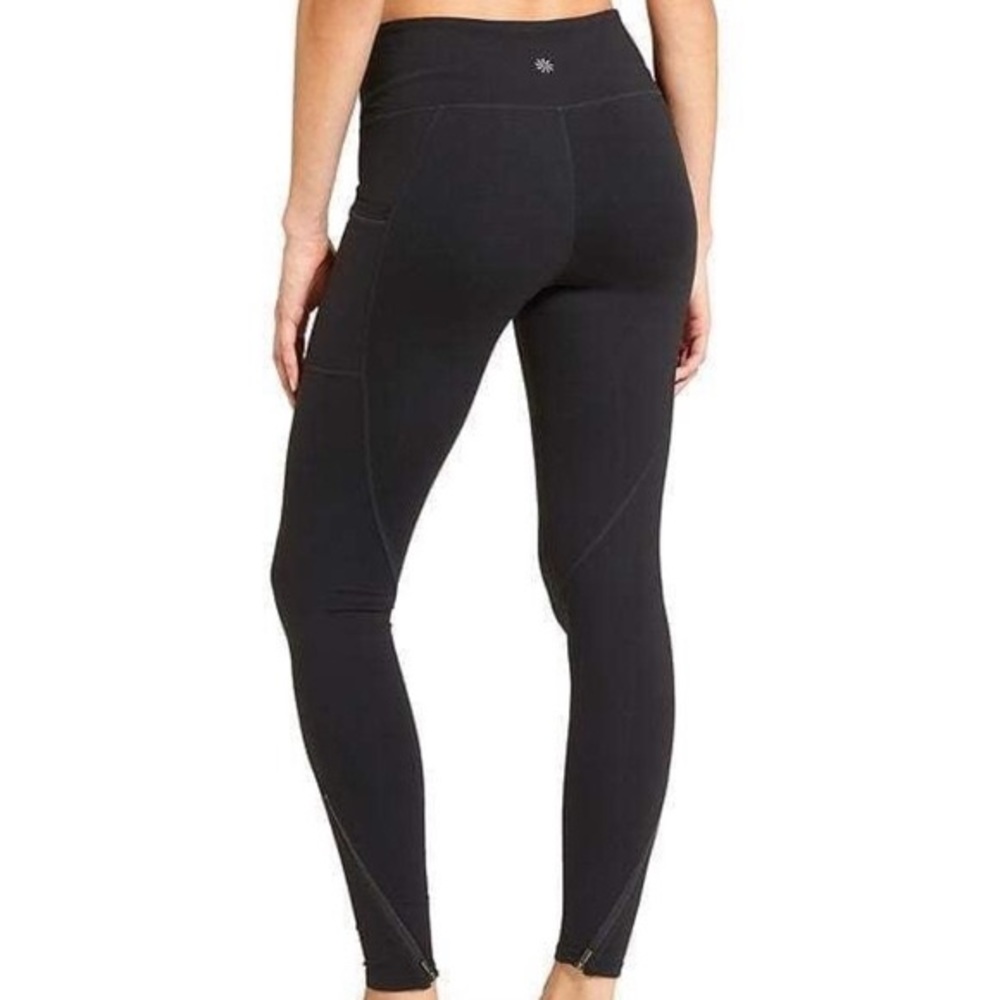 Athleta Chatarunga To Town Tight High Rise leg
